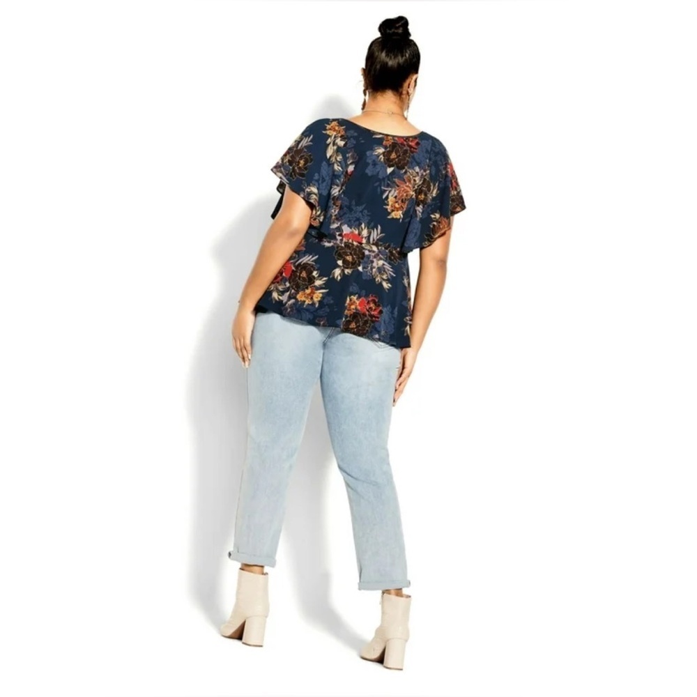 City Chic Navy Brown and Red Leaf Print Top.  Size-XX-Small